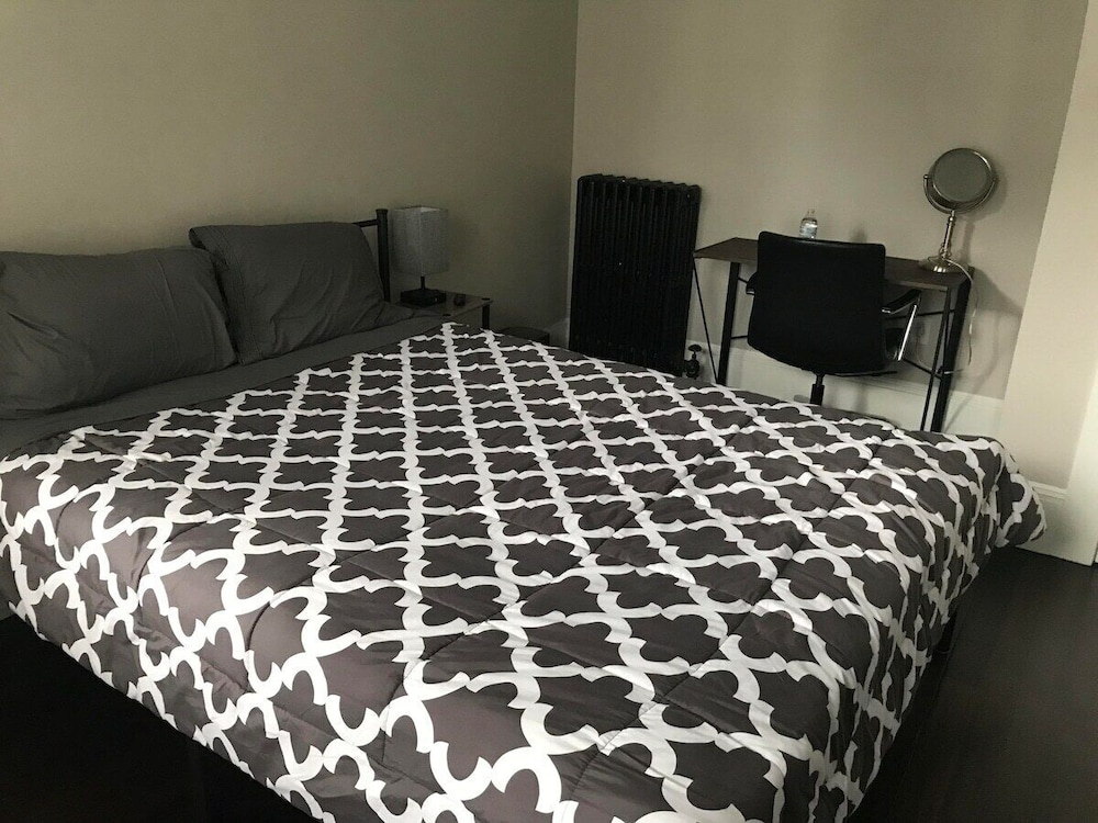 Homestay in Boston Fields Corner Area - 30 days M