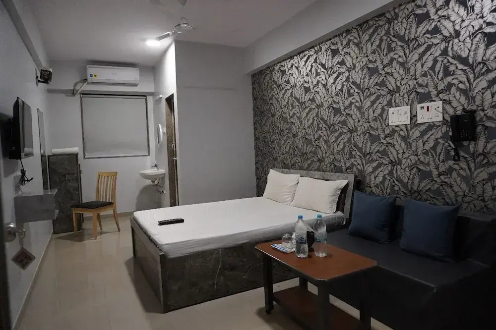 Hotel Apple Inn By GRB
