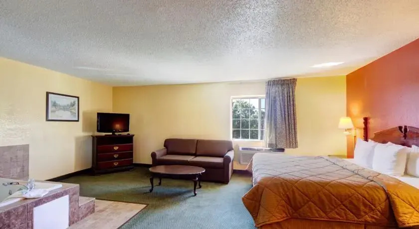 Comfort Inn Tulsa Airport
