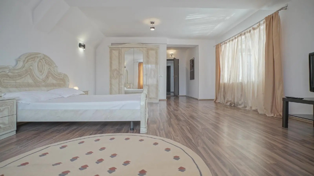 Villa Monique-CN2i Luxury Accommodation1