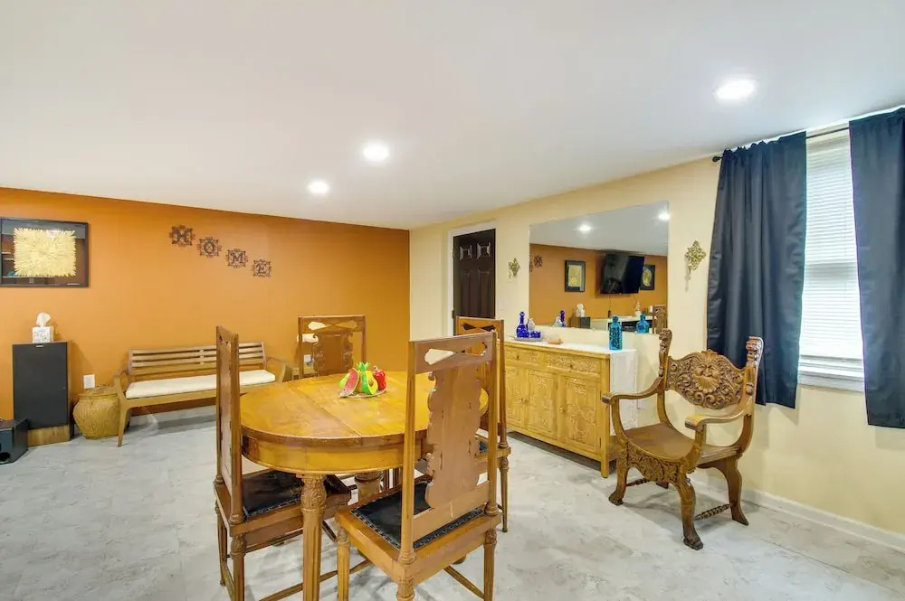 Charming Virginia Getaway Near Hiking & Golfing!