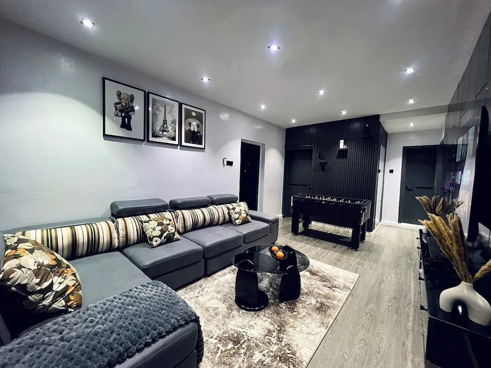 Haven On The Go Homes and Apartment