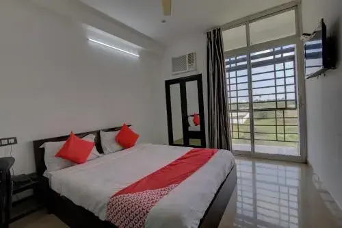 OYO 15121 The kiosk hostel