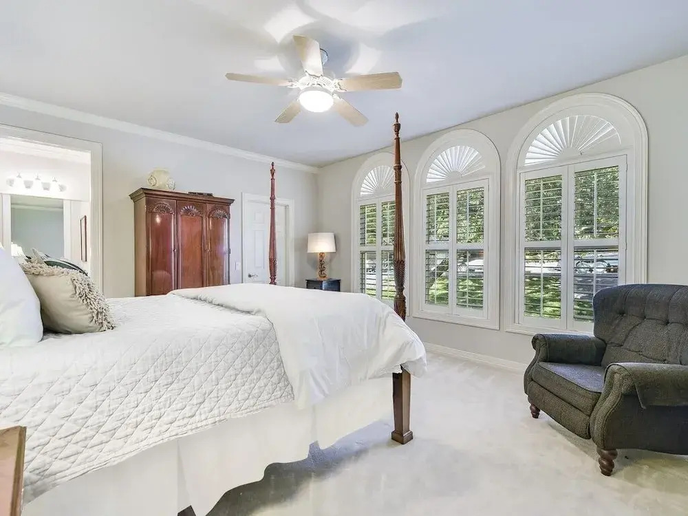 The Arrive Epic Estate On Lake Austin 5 Bedroom Estate