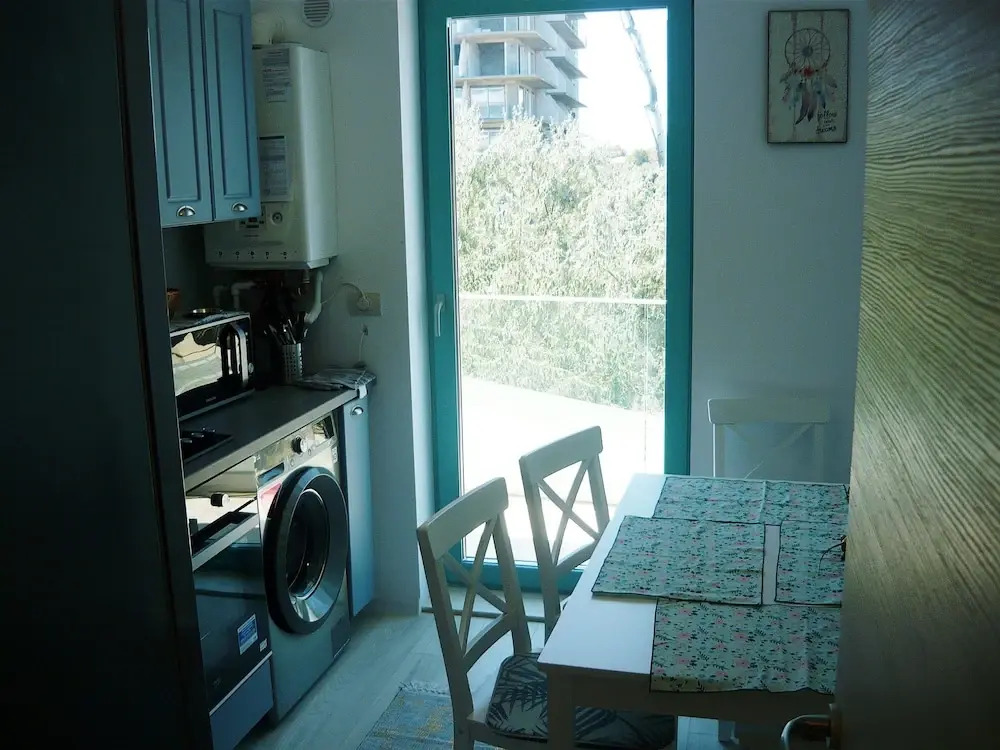Cnc Zev Apartment