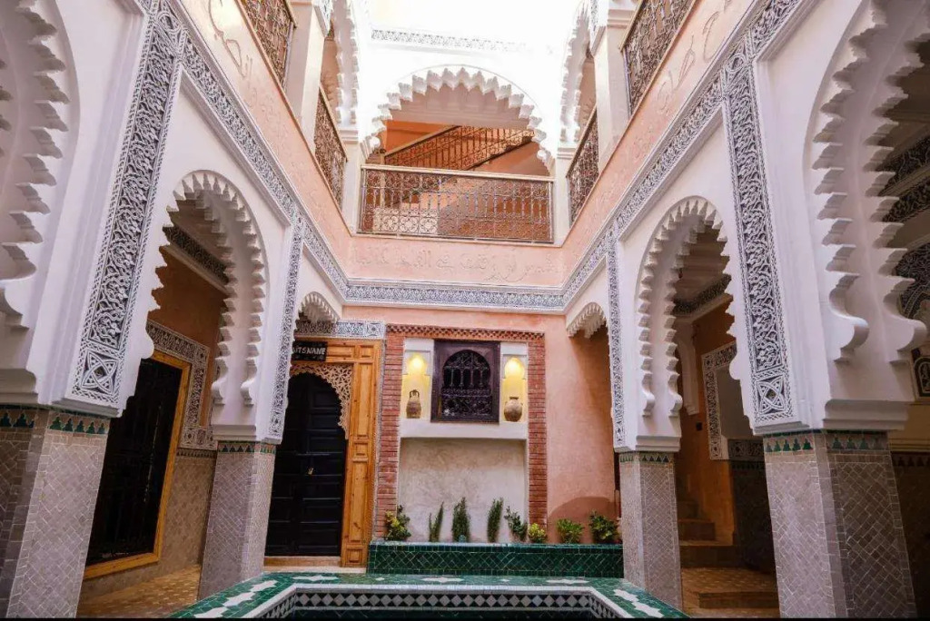 Riad Minami