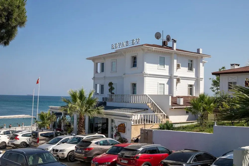 Beyaz Ev Hotel & Restaurant