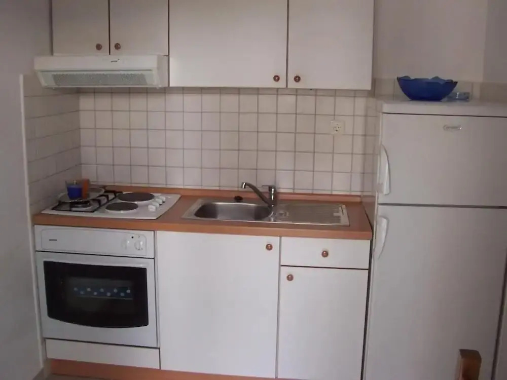 SUBTUB Hostel Makarska