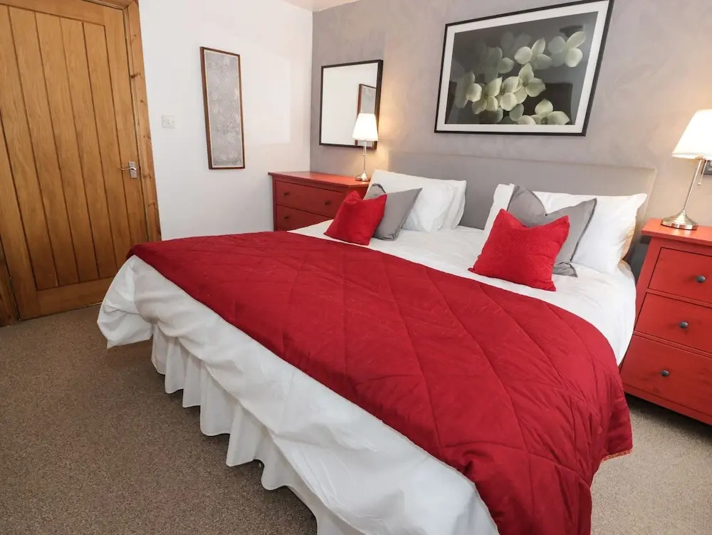 4 Mountain Lodge