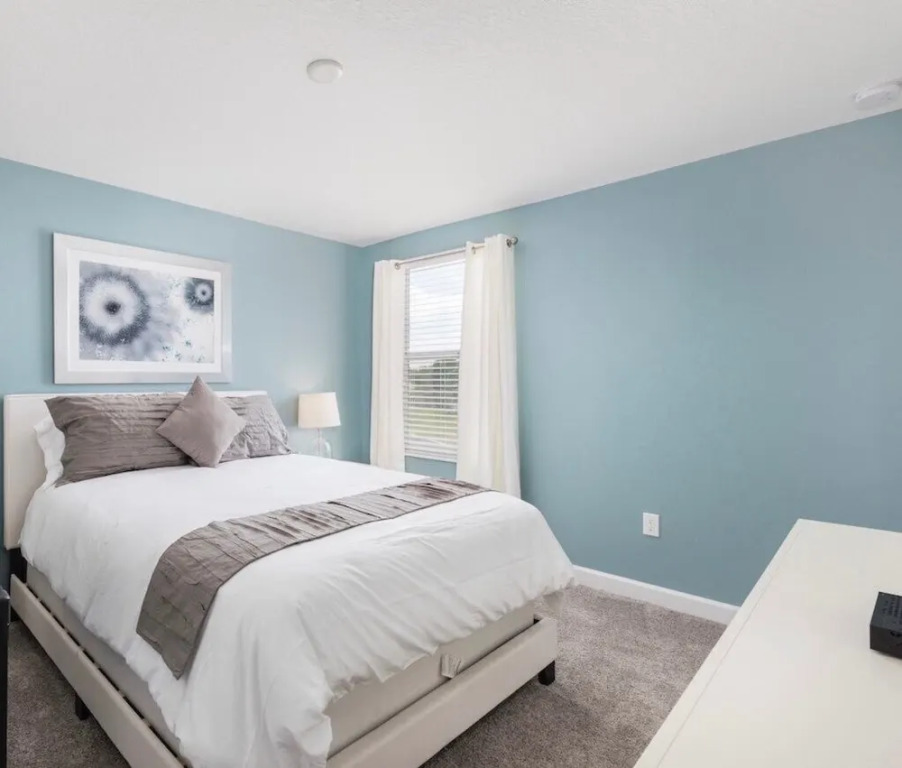 Champions Gate 1664 - Eight Bedroom Pool Home