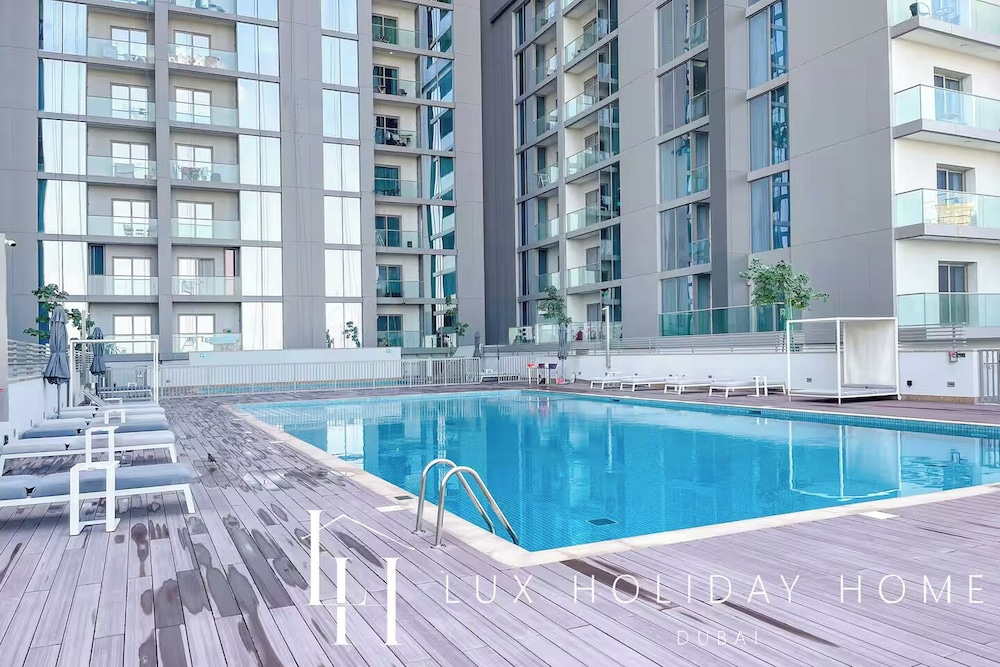 LUX  The Executive Sobha Suite 2