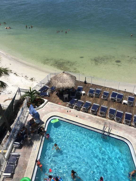 Gulfview Hotel - On the Beach