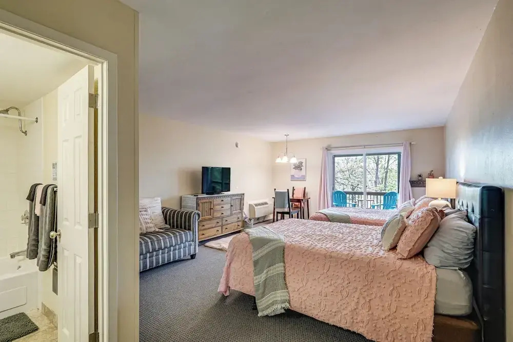 1 Mi to Margaritaville! Home w/ Furnished Decks