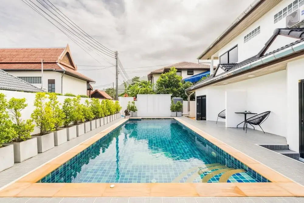 Chonlada Holiday Home - 2 BR Pool Access Bungalow - Kamala Beach