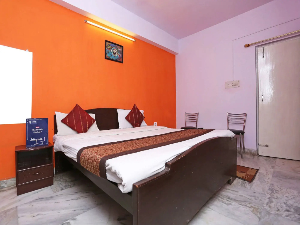 OYO 13216 Sidhi Vinayak Residency