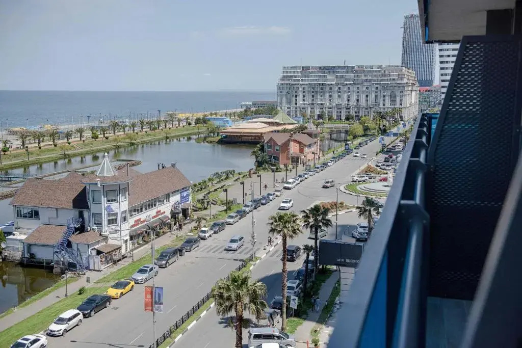 Lovely 2BR Apartment near by Sea