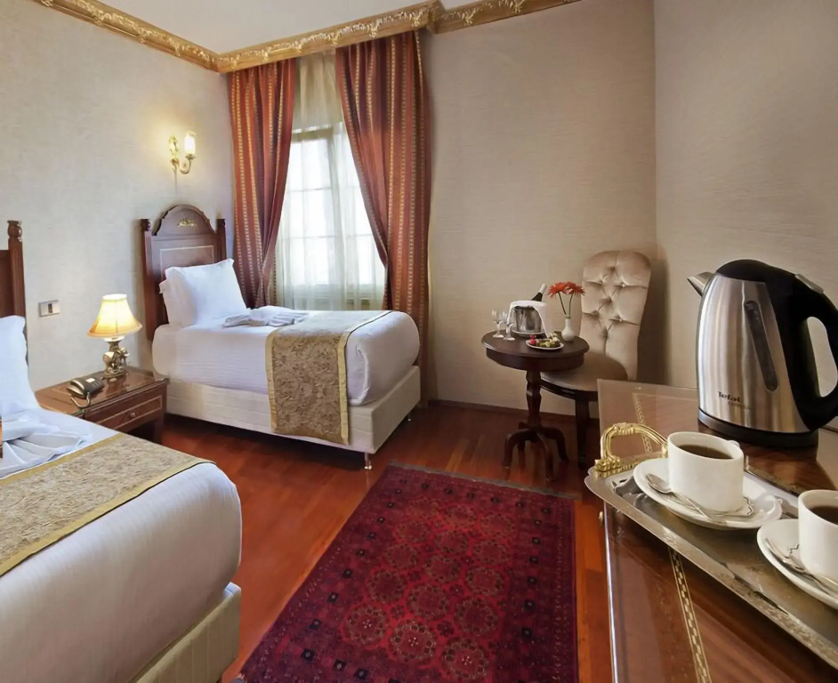Hotel Sapphire