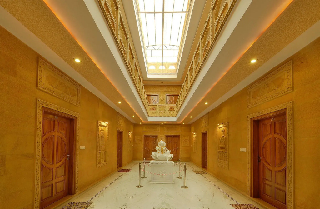 Hotel Sky Plaza - Best ever view of Jaisalmer Fort