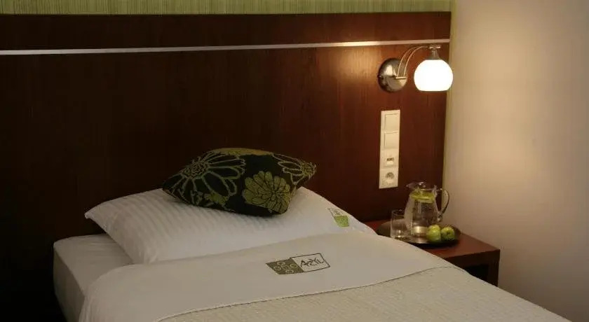 Hotel Azyl