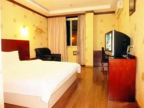 Tongcheng Hotel (Guangzhou Panyu Shiqiao)