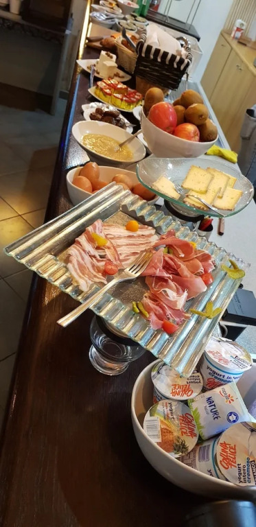 Savoy Hotel & Restaurant