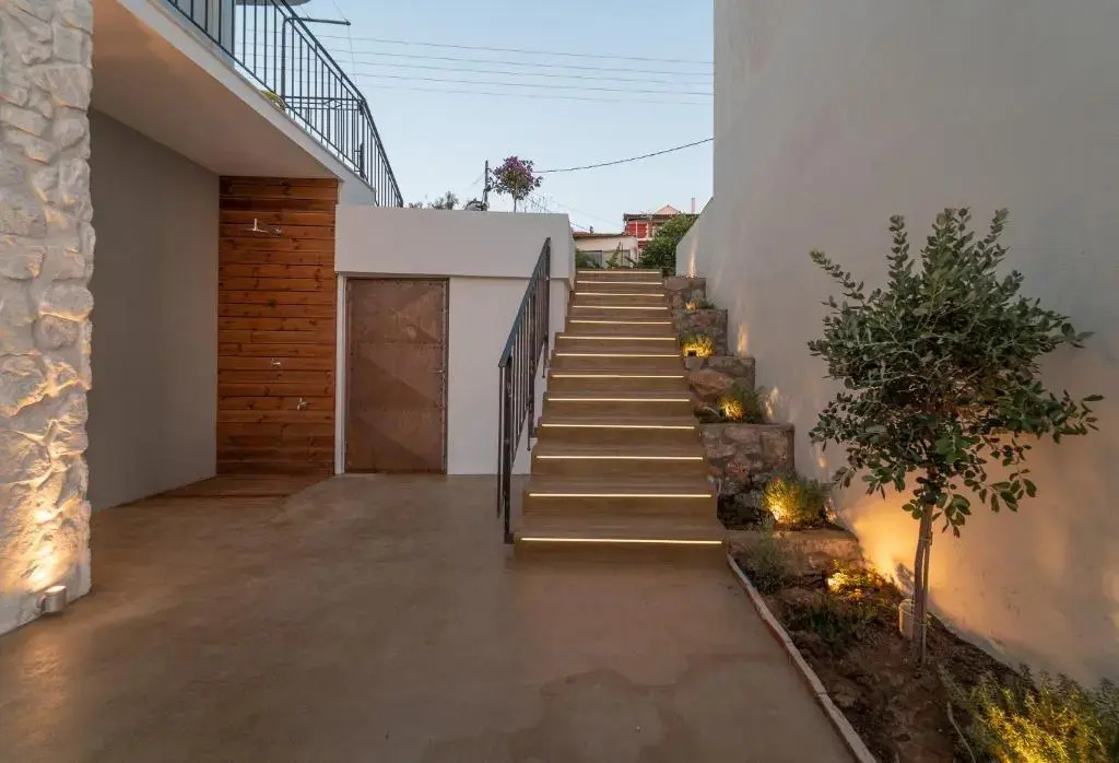 TIS YAYAS apartments