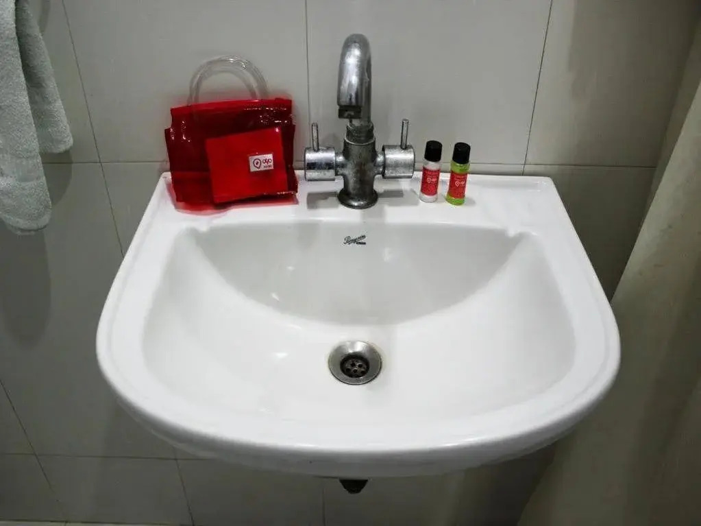 OYO Rooms By Pass Road Gandhi Nagar
