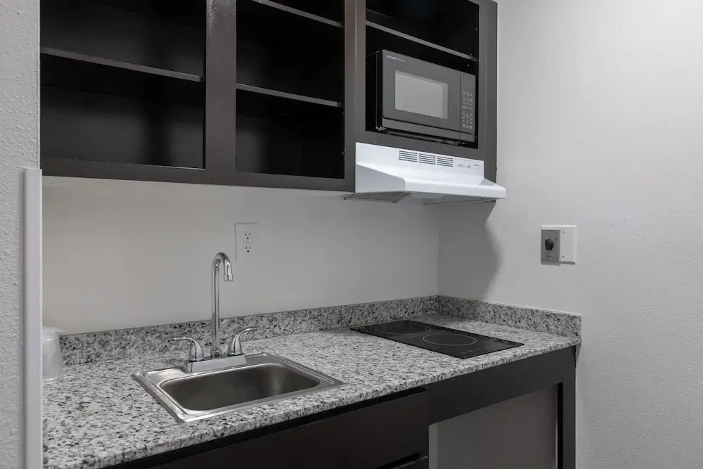 Motel 6-Greenville, SC - I-85 Near Downtown