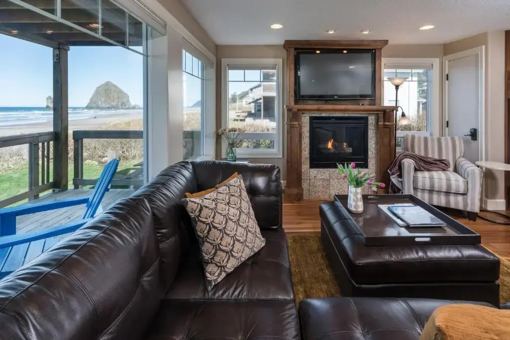 Blue Starfish by Avantstay Ocean Views & Direct Cannon Beach Access