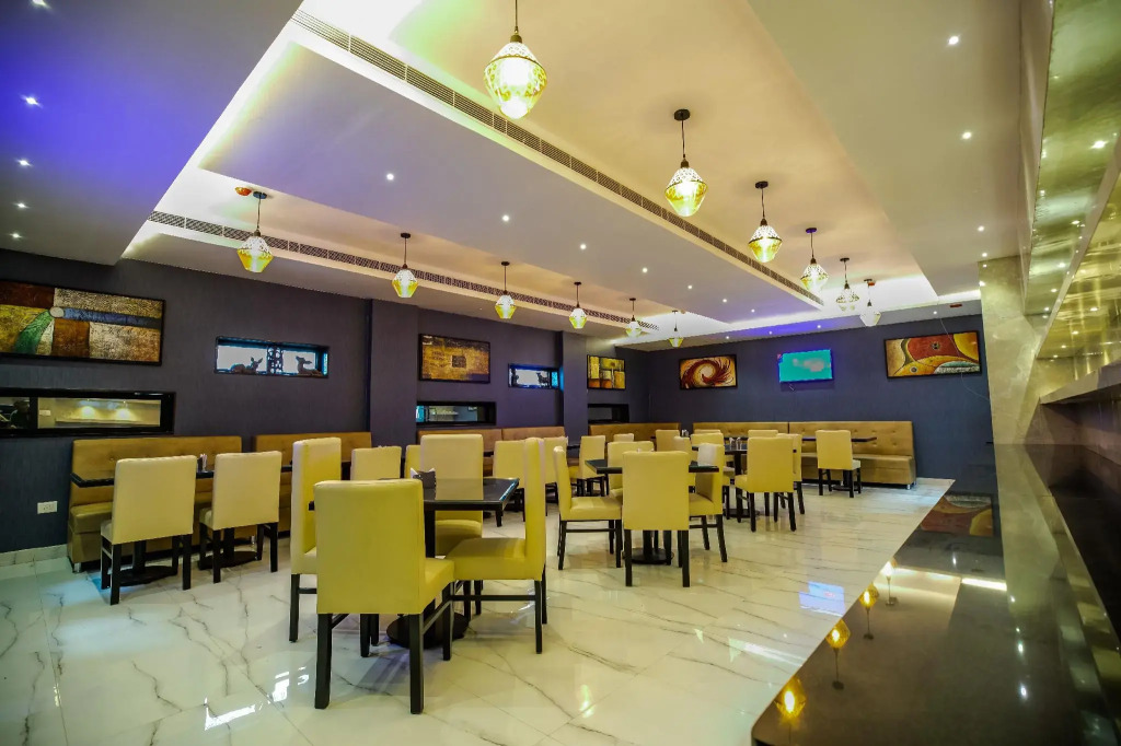 Grand Seasons -The Business Hotel