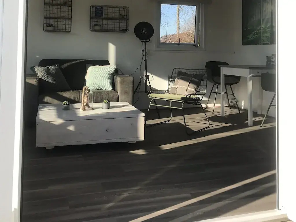 Modern chalet with oven, near the Wadden Sea