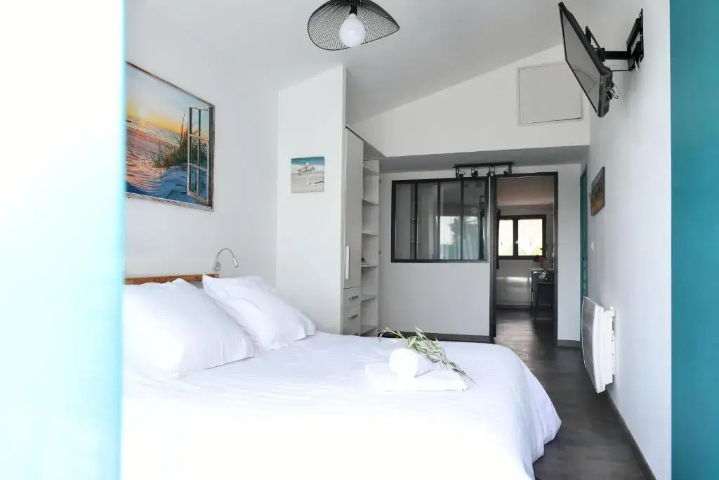 Reposante villa avec grande piscine