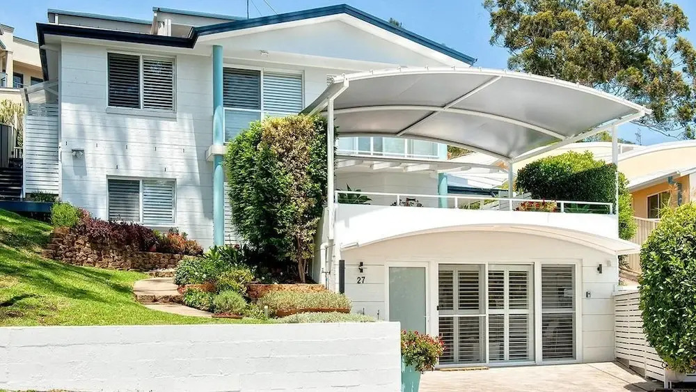 Arabella - Stylish Seaside Sanctuary With Views