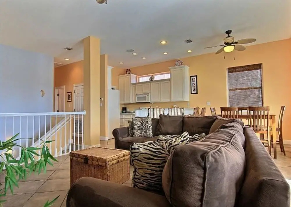 Villa Laguna - 4 Br home by RedAwning