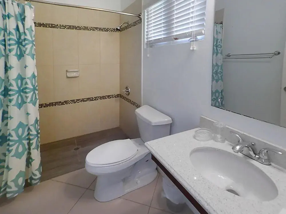 Je Suis Content, Silver Sands 3BR