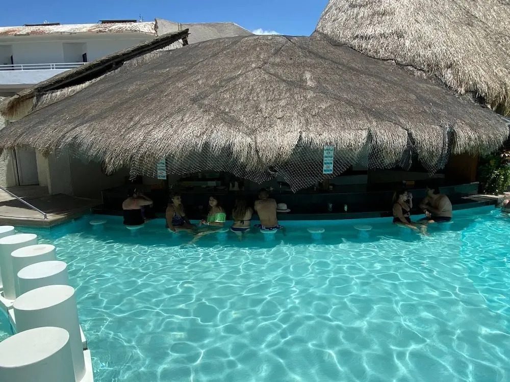 Room in Guest Room - Studio 502 Inside Cancun Resort