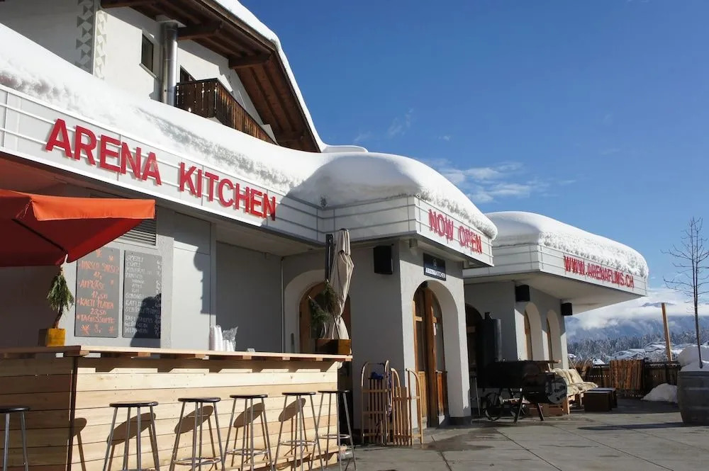 Arena Lodge