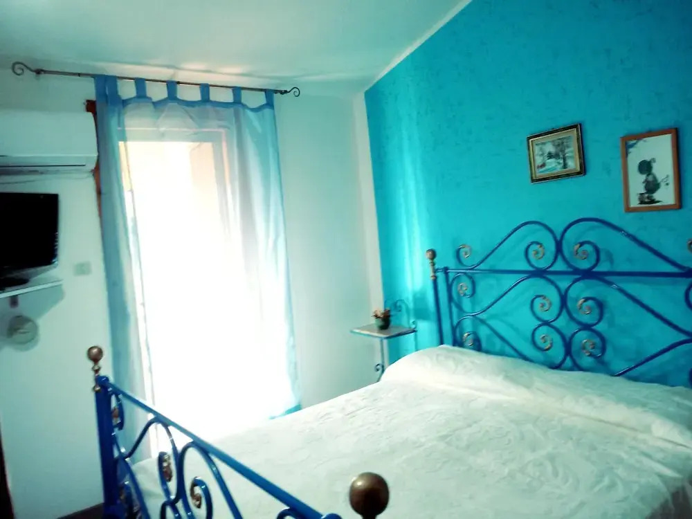 Villa With 2 Bedrooms in Marina di Sibari, With Enclosed Garden - 800