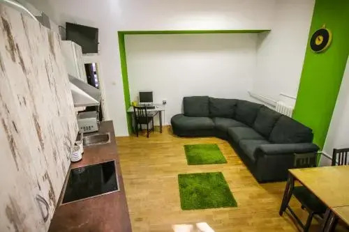 CoolTour Hostel