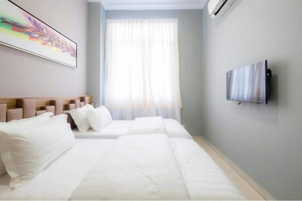 6, Persiaran Tanjung Bunga 3