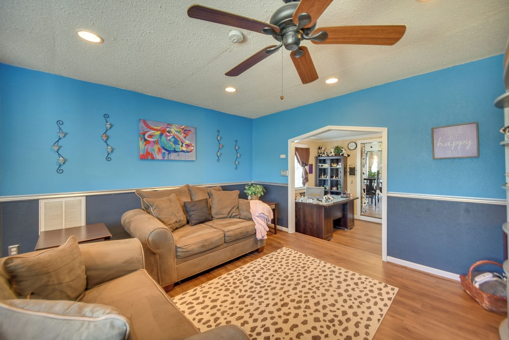 Private Yard & Patio Bbq! Norfolk Home Near Dtwn