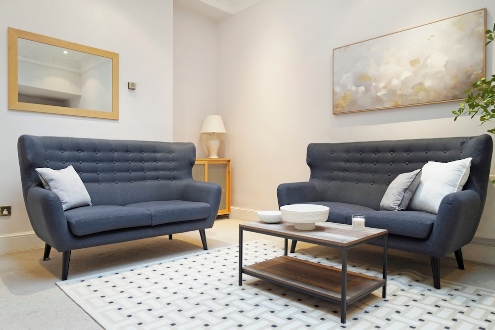 Hertford Flat 3
