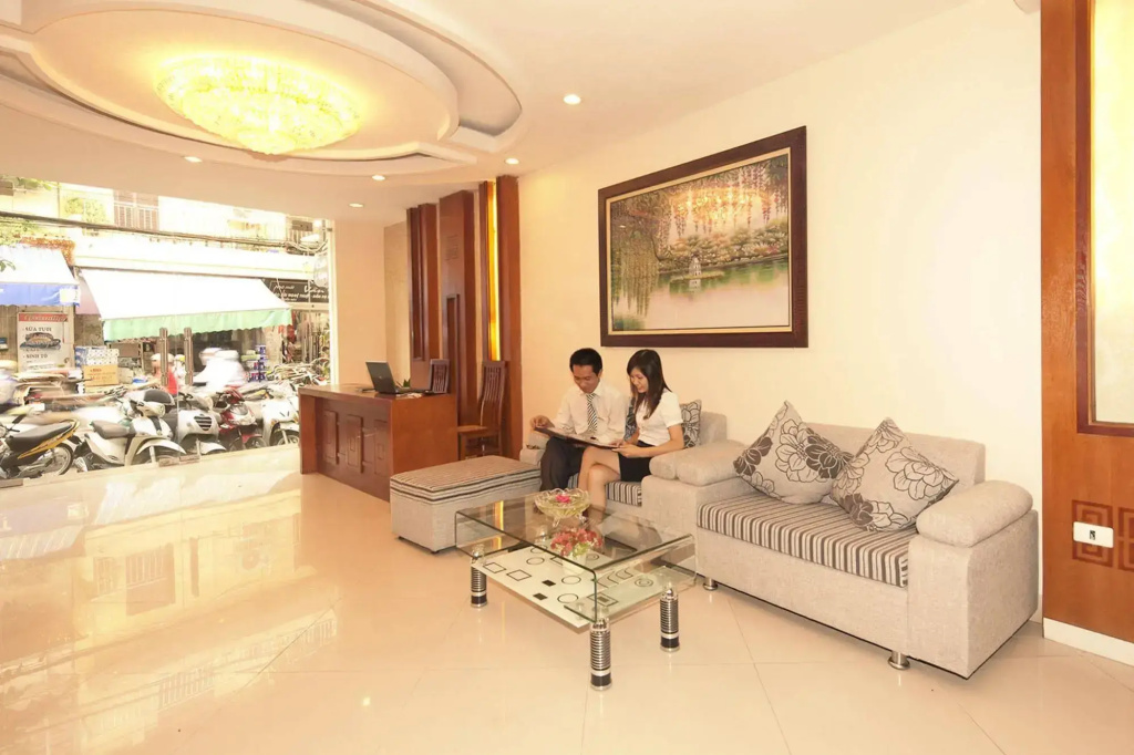 Hanoi Holiday Diamond Hotel