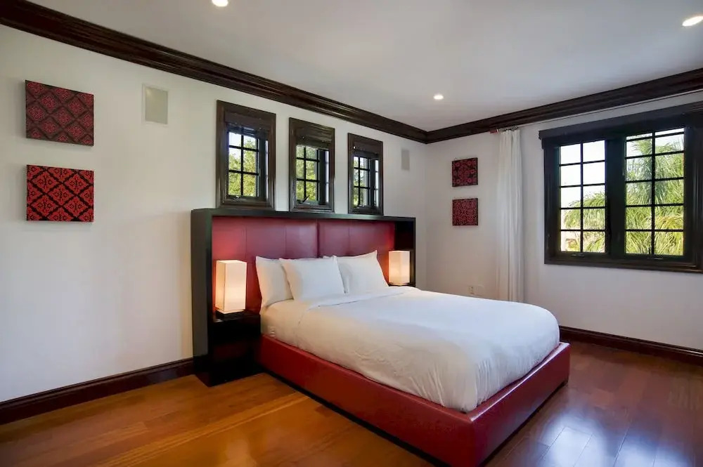Villazzo Villa Miami Helena