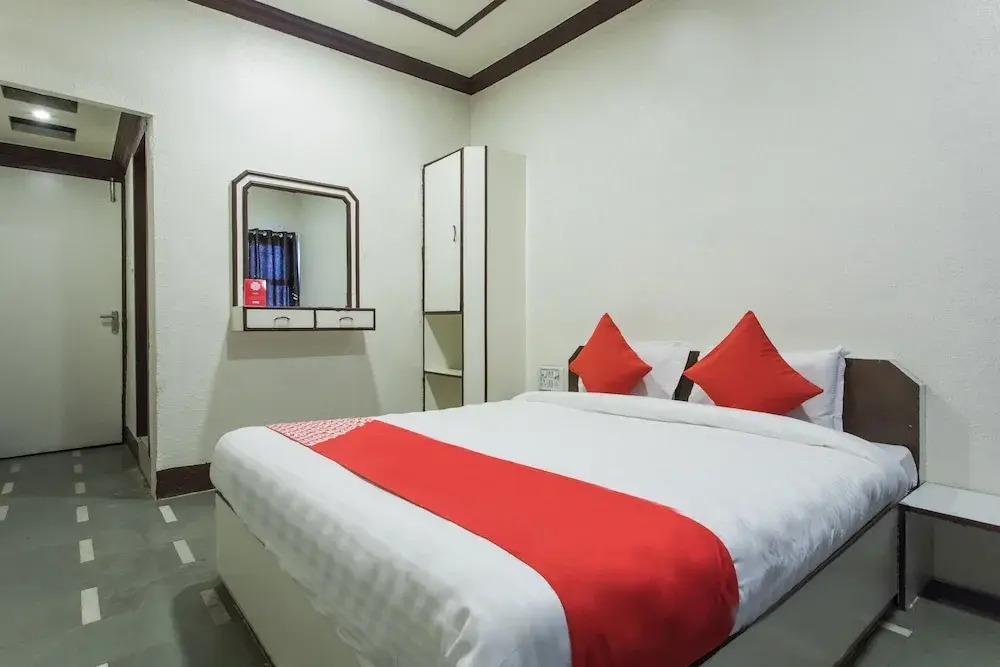 Hotel Chanakya