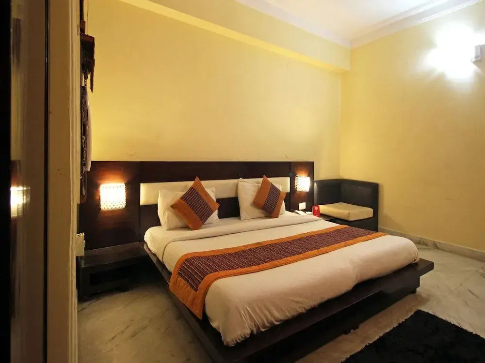OYO 5106 HKS Residency