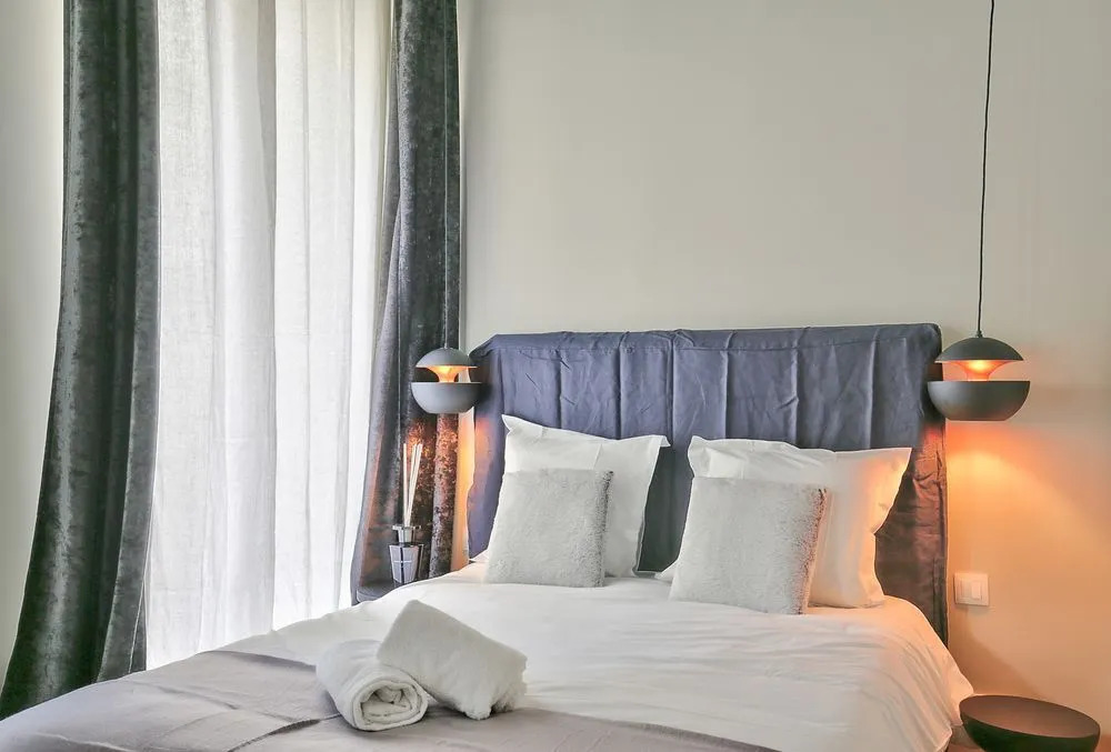 70 - Authentic Parisian Flat