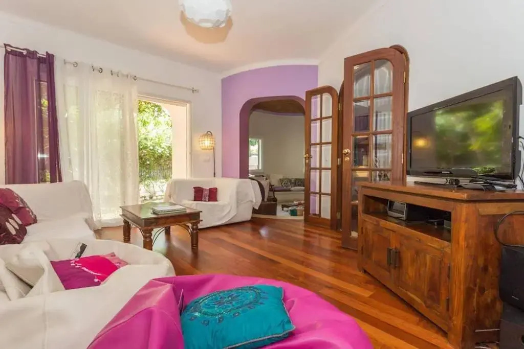 Lovely Family House