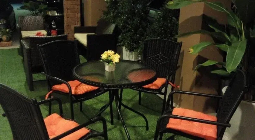 Kesorn Boutique Residence at 8 Riew