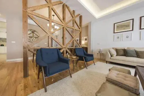 Lovelystay - Downtown 2Bedroom Wonder